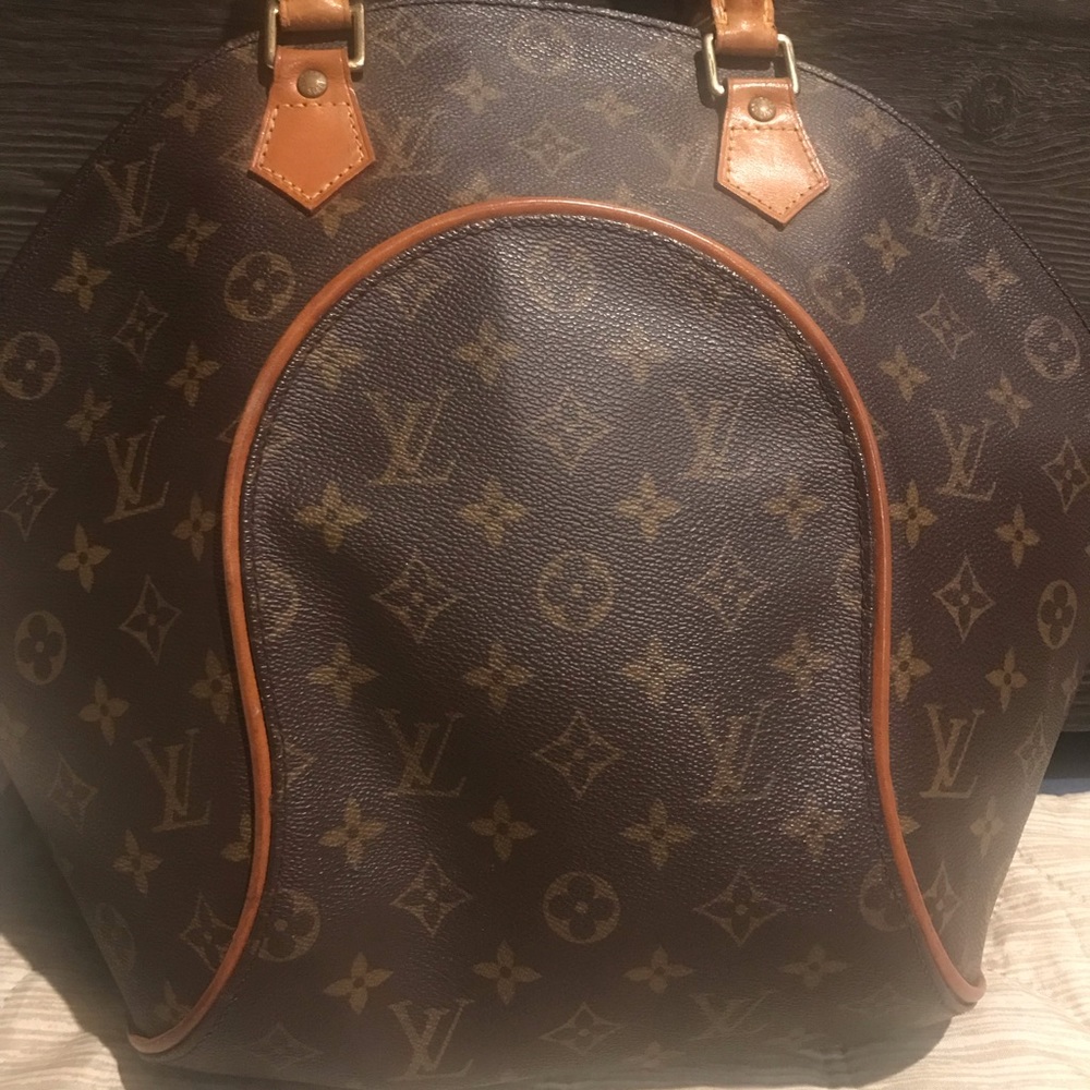 Elipse Loui Vuitton